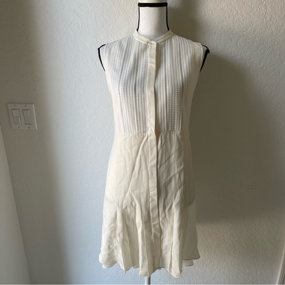 Vince sleeveless silk dress size 6